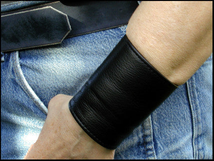 Handmade Leather Wrist Wallet-Wristbands-Handmade'n Leather